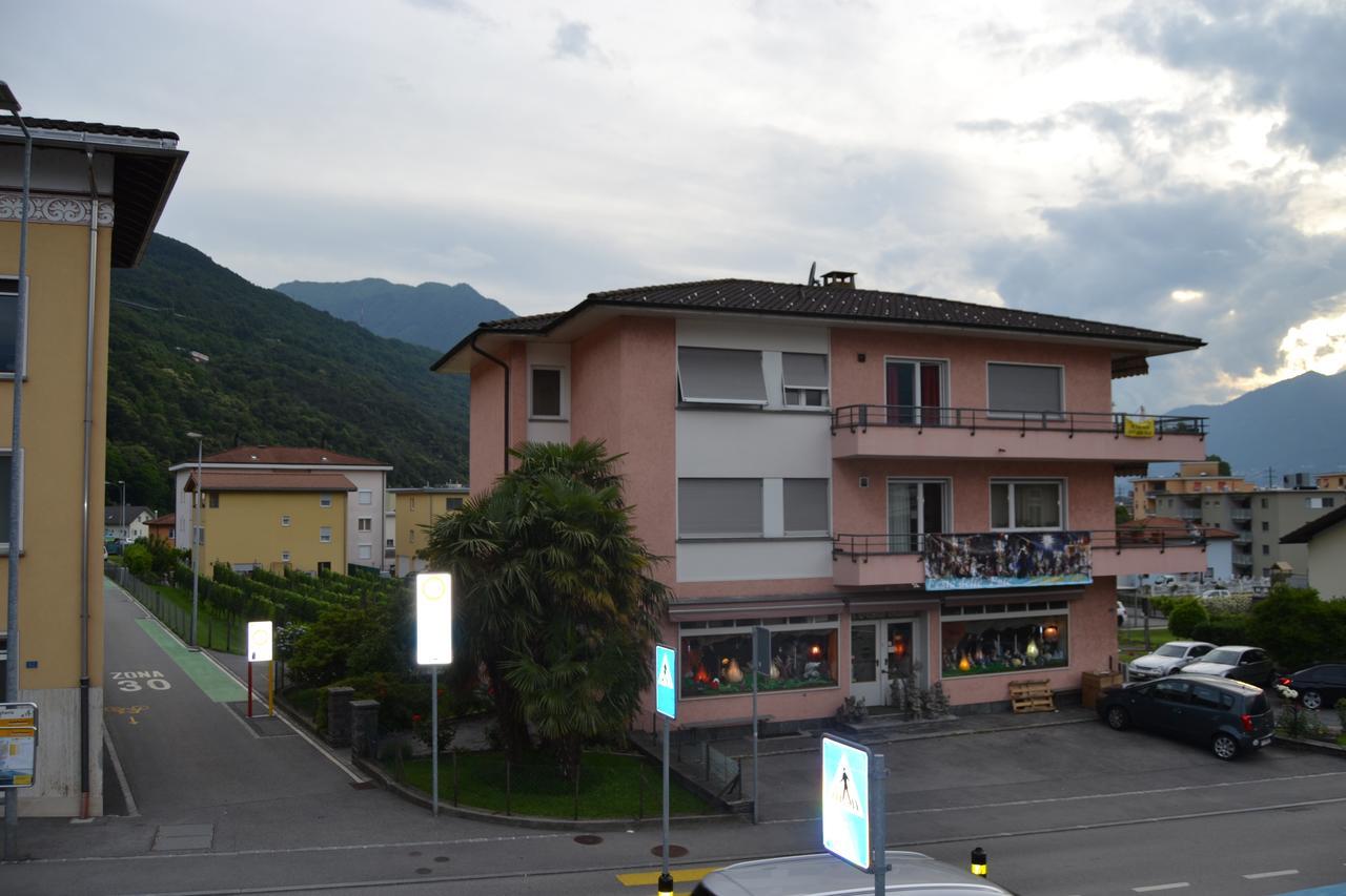 Osteria Centrale Cadenazzo Екстериор снимка